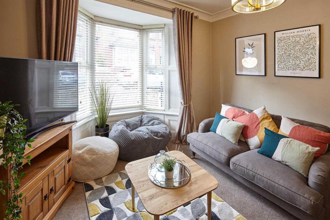 Host&Stay - Custard Cottage Whitby Exteriör bild